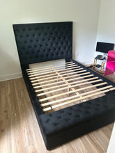 Load image into Gallery viewer, Tufted Black Velvet Footboard Storage Platform Bed
