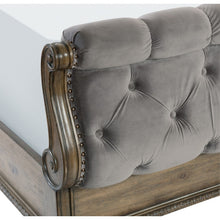 Load image into Gallery viewer, Rachelle Queen Tufted Velvet Sleigh Bed
