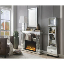 Load image into Gallery viewer, Nysa Remote Flame and Heat Controlled Fireplace
